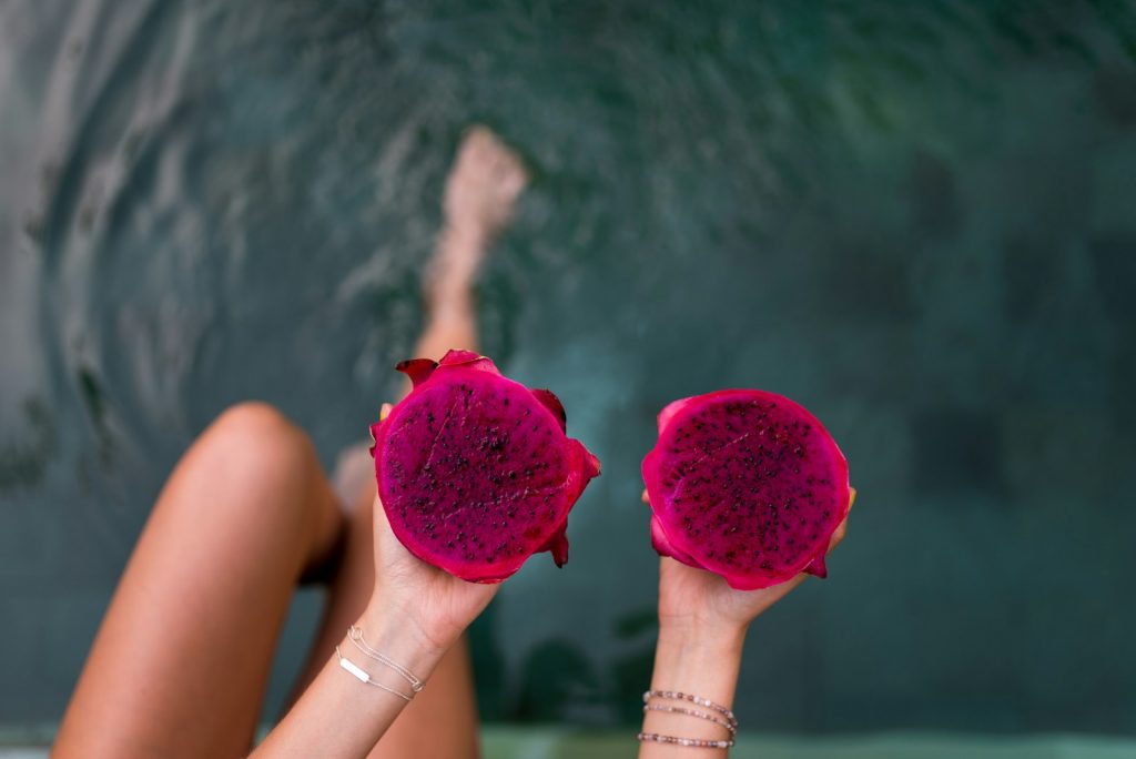15 Health Benefits of Dragon Fruit for Women