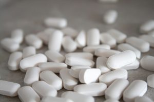What’s the Difference Between Acetaminophen and Naproxen?