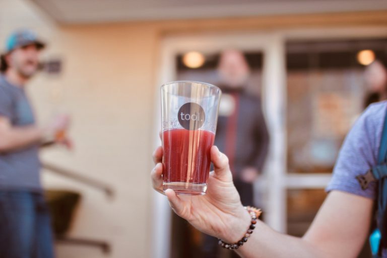 16 Amazing Health Benefits of Drinking Hibiscus Kombucha