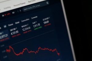 What’s the Difference Between a Closed Economy and an Open Economy?