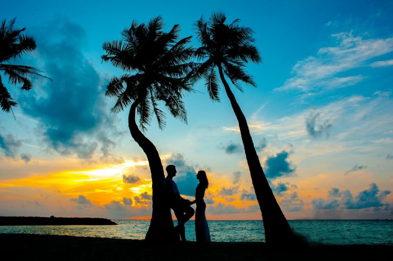 How to Plan a Destination Honeymoon: A Step-by-Step Guide to Your Dream Getaway