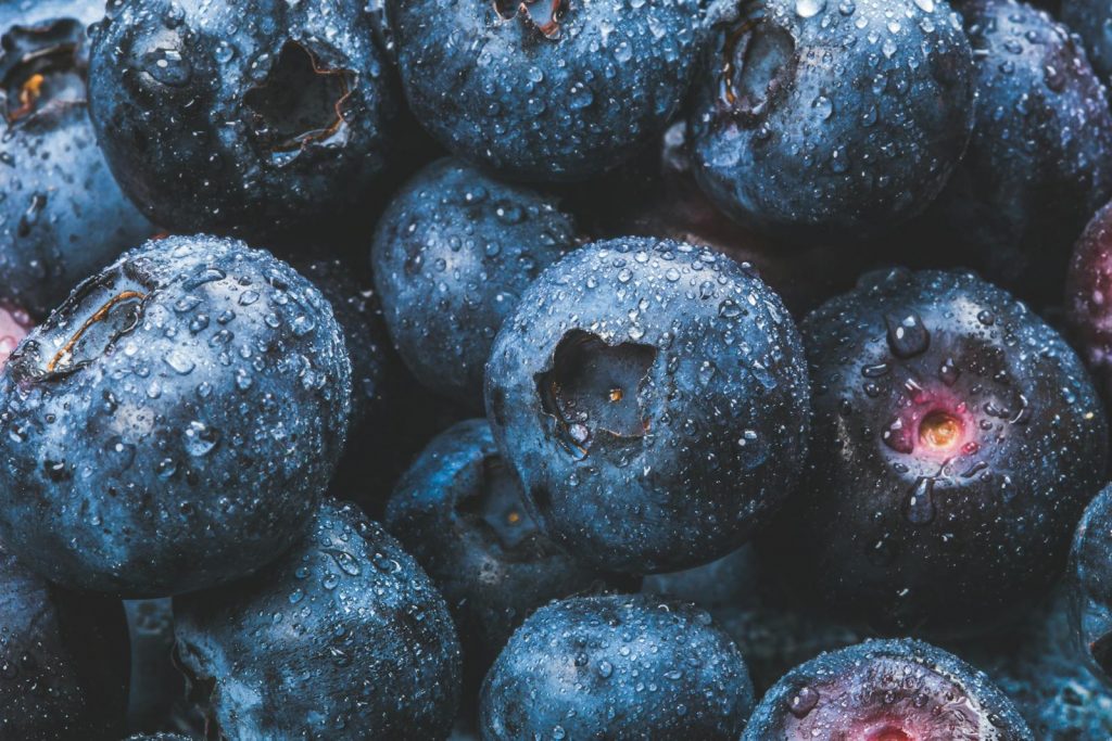 12 Best Foods High in Bioflavonoids for People with Varicose Veins