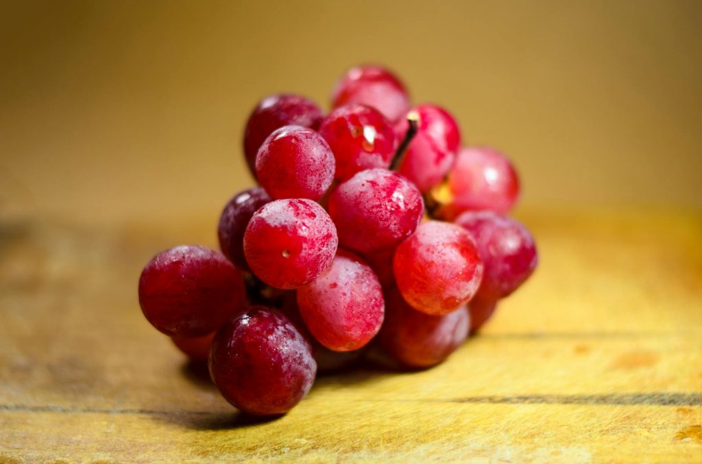 15 Best Health Benefits of Grapes for Men