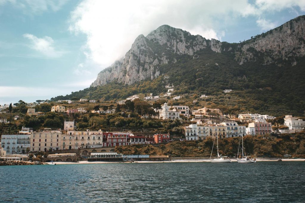 Top 15 Most Romantic Honeymoon Destinations: Unforgettable Escapes for Newlyweds 16 Capri