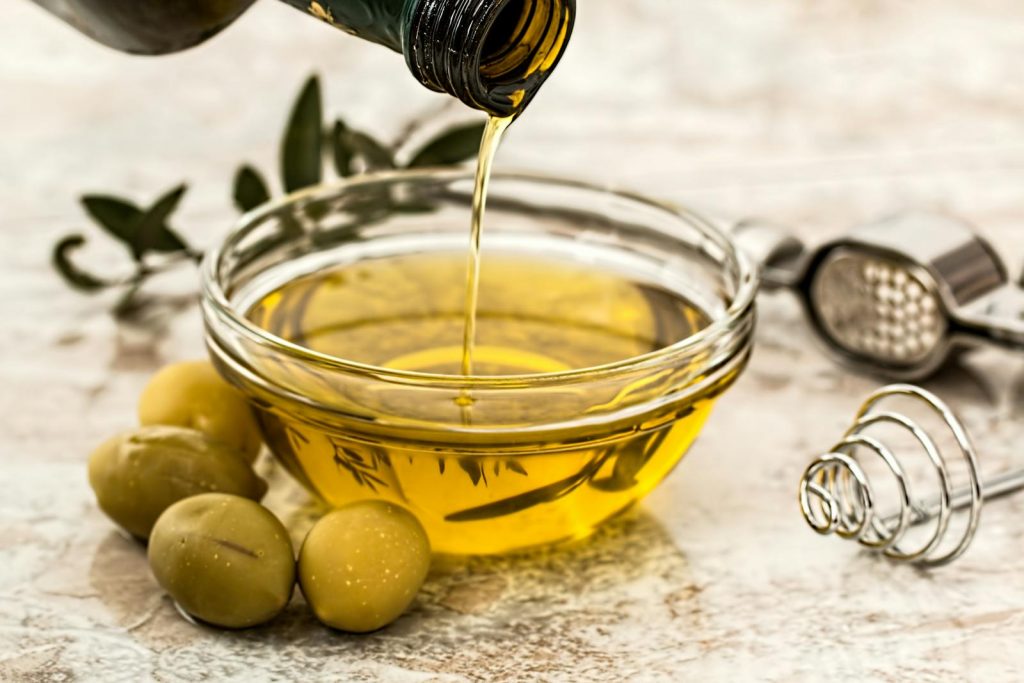 13 Best Foods High in Monounsaturated Fats for Heart Health