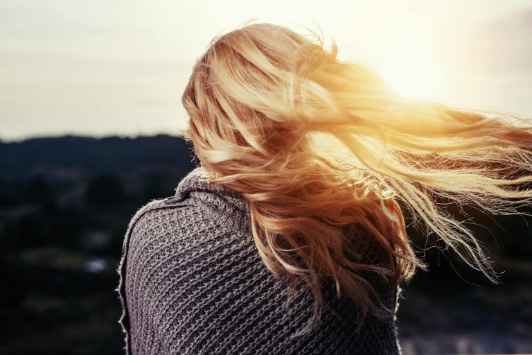 15 Nutrients and Foods That Promote Healthy Hair
