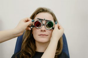 What’s the Difference Between an Optometrist and a Vision Therapist?