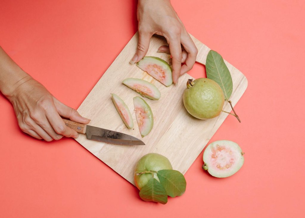 11 Best Health Benefits of Guava for Children 1 11 Best Health Benefits of Guava for Children