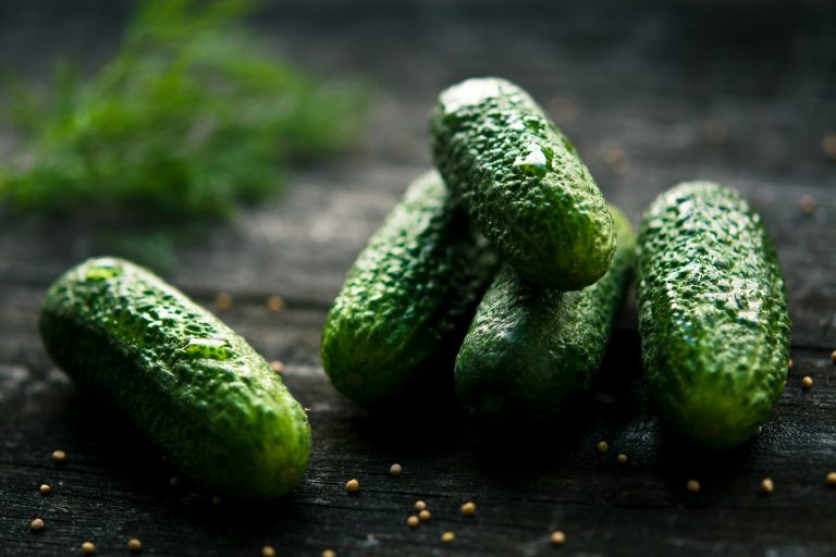 16 Best Foods for Reducing Water Retention