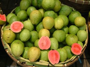 14 Best Health Benefits of Guava for Women