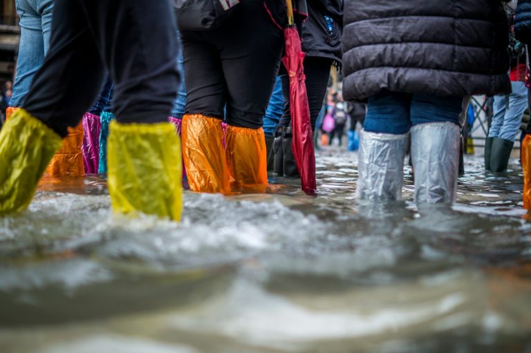 What to Do in a Flooding Situation: Safety First!