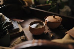 14 Potent Benefits of Schizandra Berry Tea