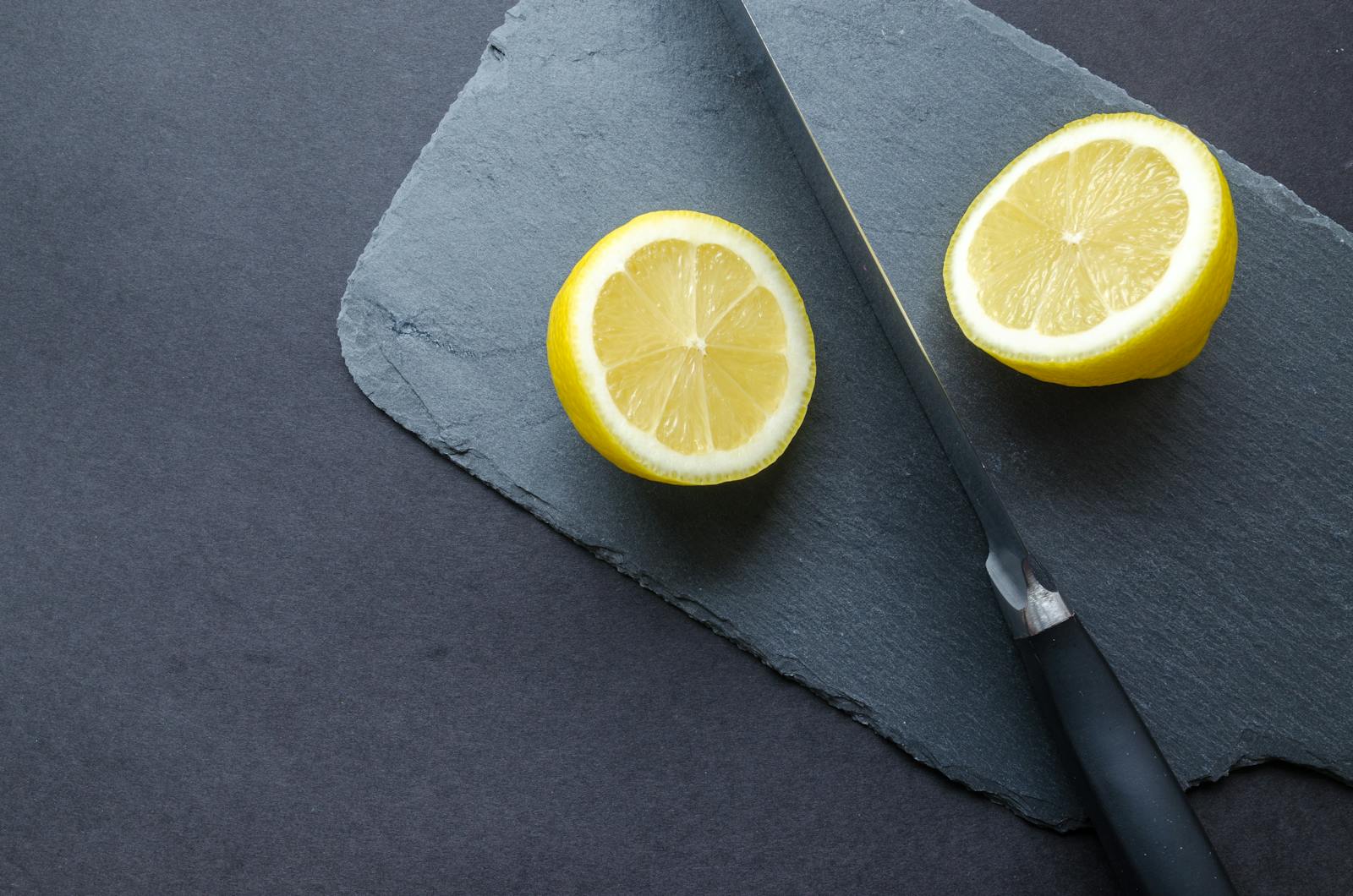 13 Best Foods for Boosting Natural Detox Processes 1 Lemon