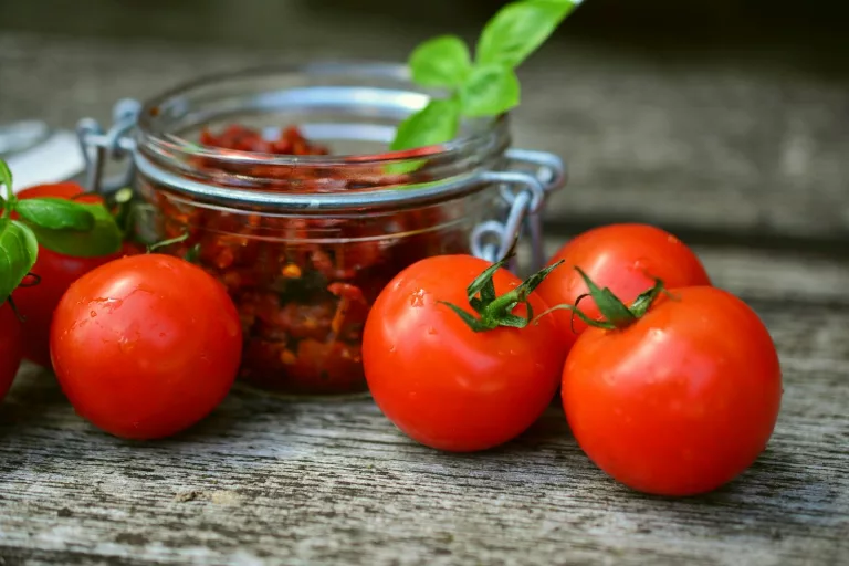 15 Lycopene Benefits of Tomatoes