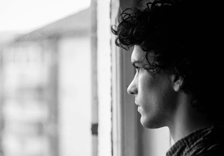 Why Do We Feel Nostalgia? Exploring the Emotional and Cognitive Mechanisms Behind Nostalgic Feelings