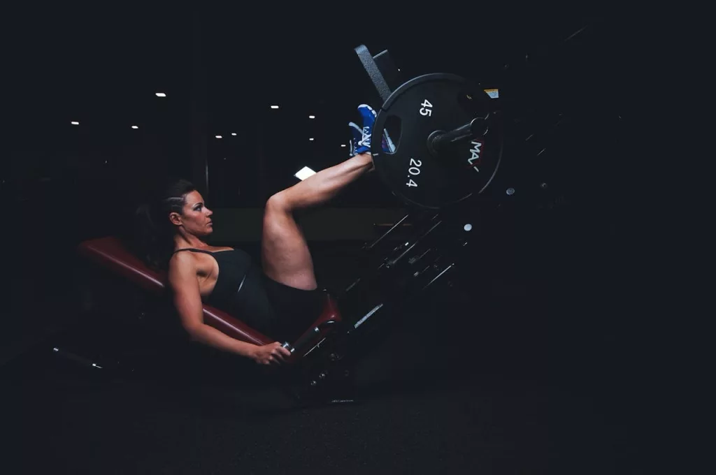 Are Women Stronger Than Men? Exploring Strength, Resilience, and Gender Differences 1 Are Women Stronger Than Men? Exploring Strength, Resilience, and Gender Differences