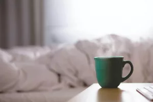 18 Herbal Benefits of Rosehip Tea