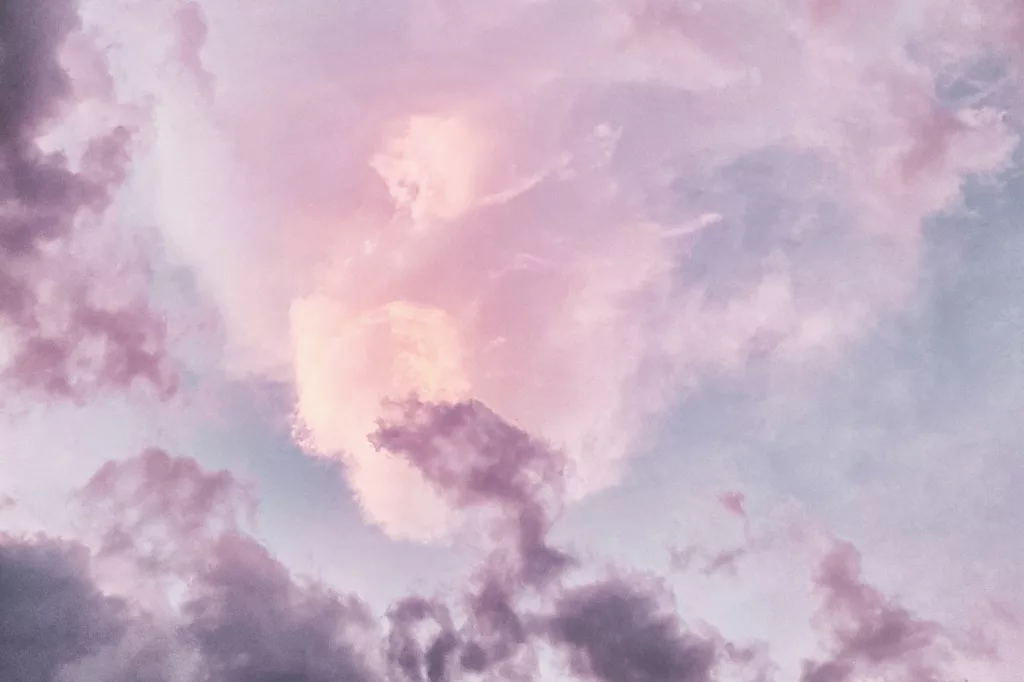 Phantom Rainstorms: Exploring Rain That Evaporates Before Reaching the Ground 1 Phantom Rainstorms: Exploring Rain That Evaporates Before Reaching the Ground