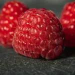 13 Best Health Benefits of Raspberries for Men