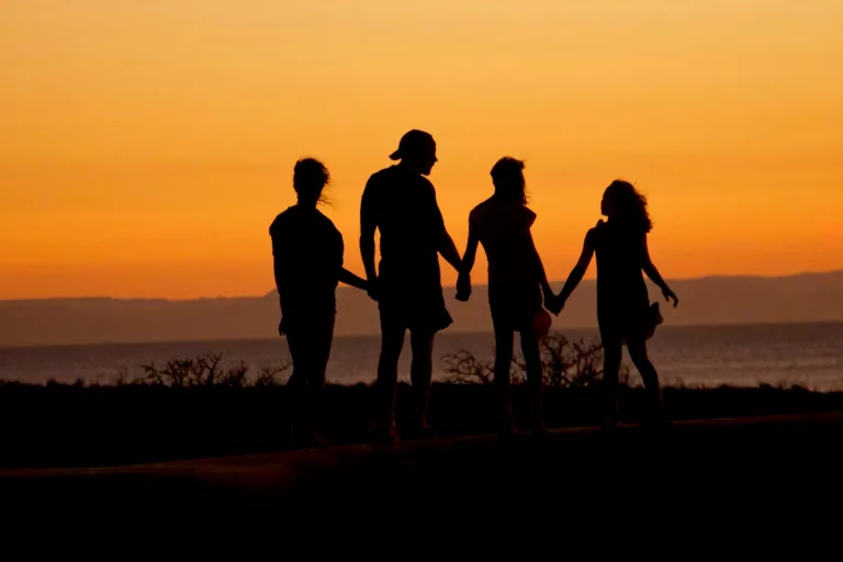 15 Best Ways to Build Family Trust