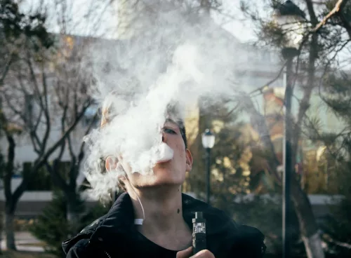 vaping vs smoking