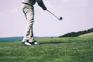 15 Amazing Benefits of Golf for General Health