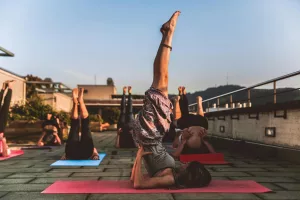 15 Benefits of Regular Yoga Practice for Balance and Strength
