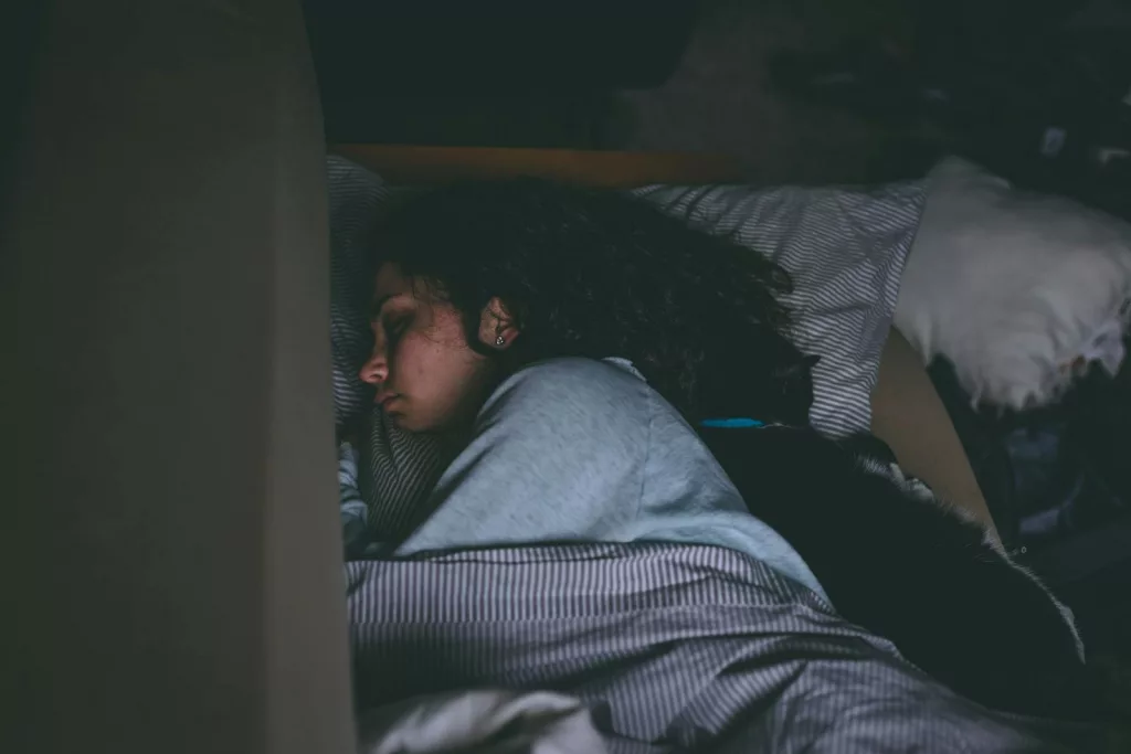 How to Fall Asleep Fast: 15 Tips & Tricks that Actually Work