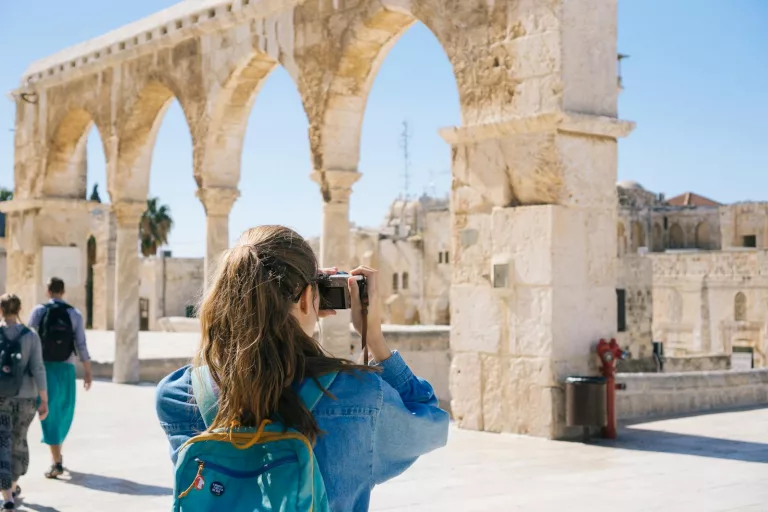 15 Top Solo Travel Destinations for Female Backpackers
