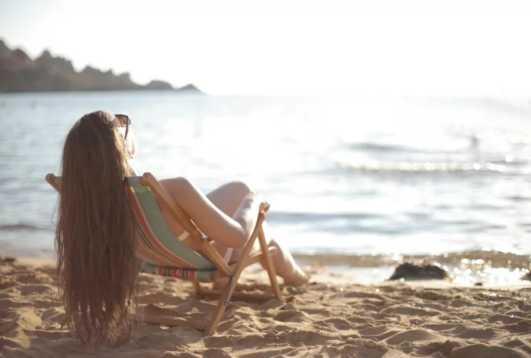 Sunbathing: 15 Amazing Health Benefits of Sunshine