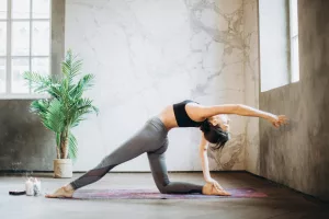 18 Benefits of Laughter Yoga for Joy and Health