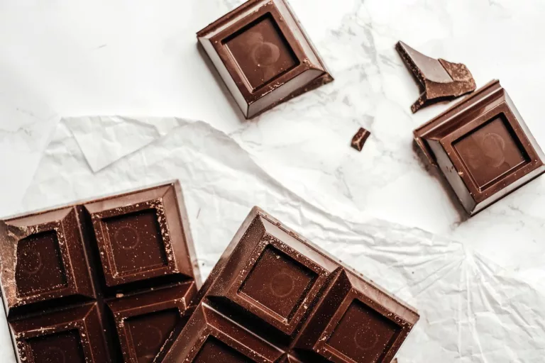 15 Benefits of Dark Chocolate on Heart Health