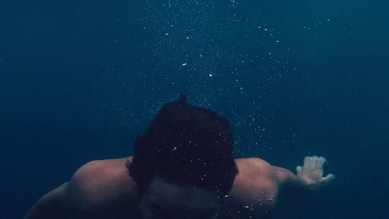 How Long Can Humans Survive Without Air?