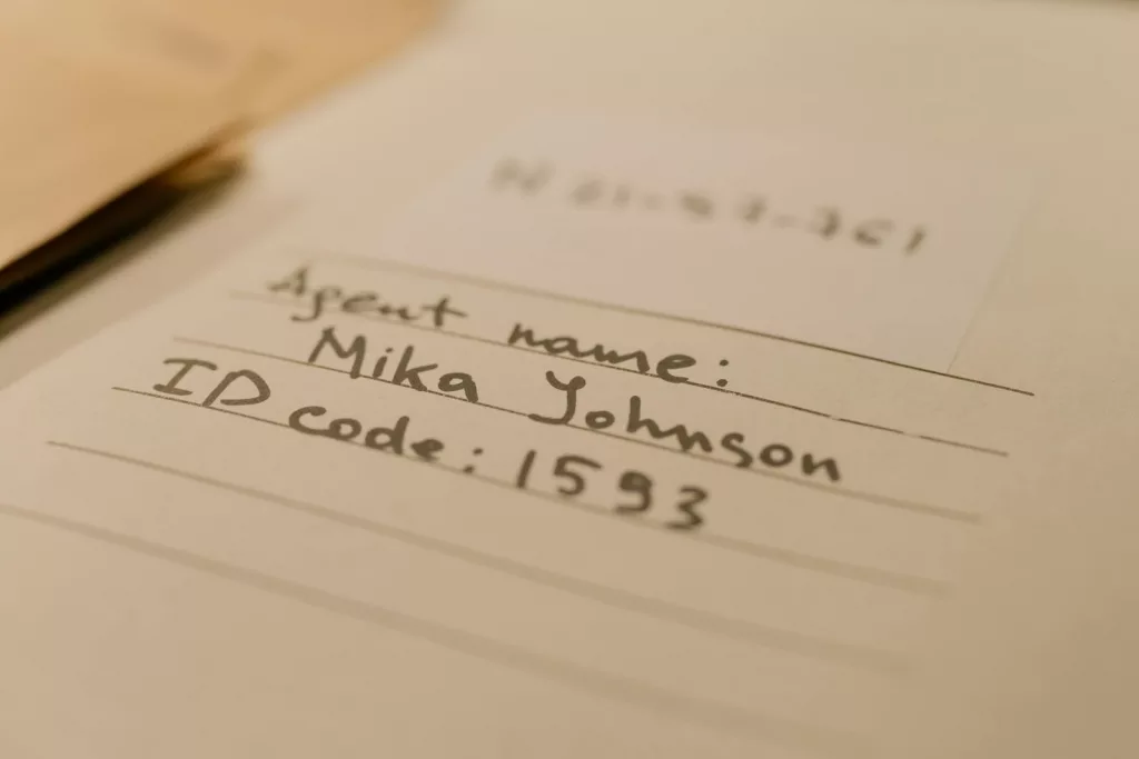 Origin of Last Names: Exploring the Evolution of Family Names 1 Origin of Last Names: Exploring the Evolution of Family Names