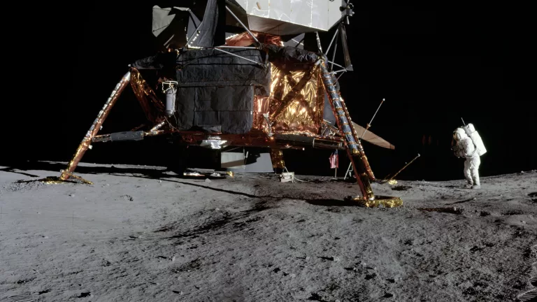 15 Remarkable Details About the Moon Landing That Will Blow Your Mind