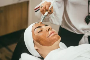 15 Benefits of Using Natural Skincare Products