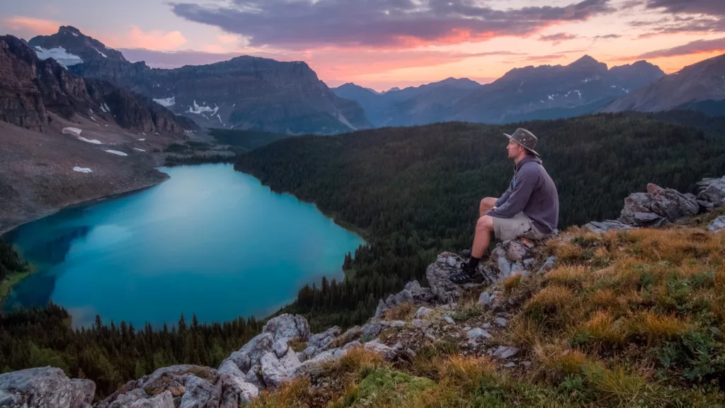 Ecopsychology: Exploring the Relationship & Mutual Benefits of Human Beings with the Natural World 1 Ecopsychology: Exploring the Relationship & Mutual Benefits of Human Beings with the Natural World