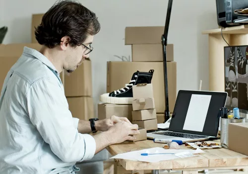 how to start a side hustle