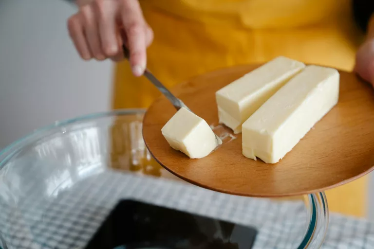 15 Amazing Health Benefits of Eating Butter