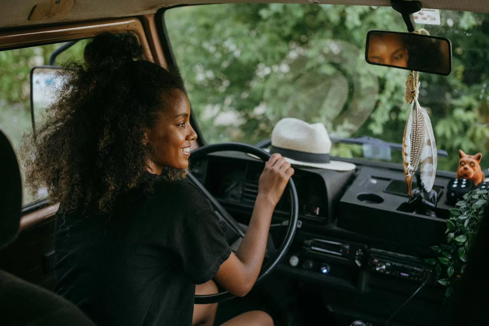 The Rise of Van Life: Why More People Are Living on the Road 1 van life