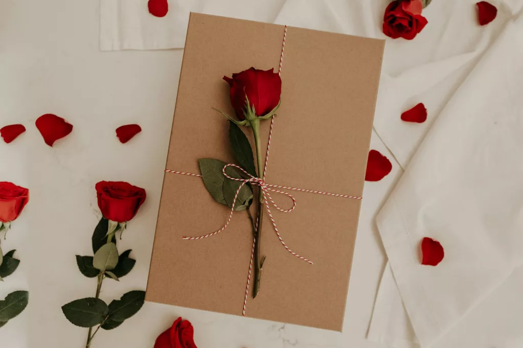 20 Thoughtful Valentine’s Day Gifts that Your Partner Will Love