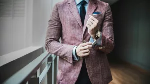 How to Look More Attractive as a Shorter Man: Confidence, Style, and Strategy That Actually Work