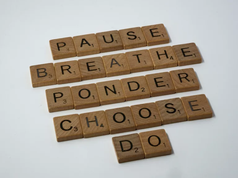 The Invisible Influence: How Your Environment Controls Your Decisions Without You Noticing