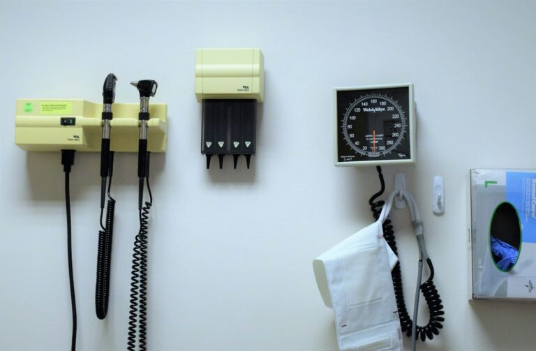 Private vs. Public Healthcare Systems Explained: Which Serves Communities Better?